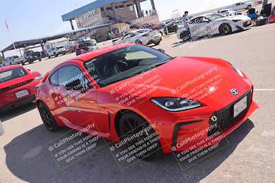 media/Oct-18-2025-Speed Ventures (Sat) [[8b3b7cf525]]/Around the Pits/